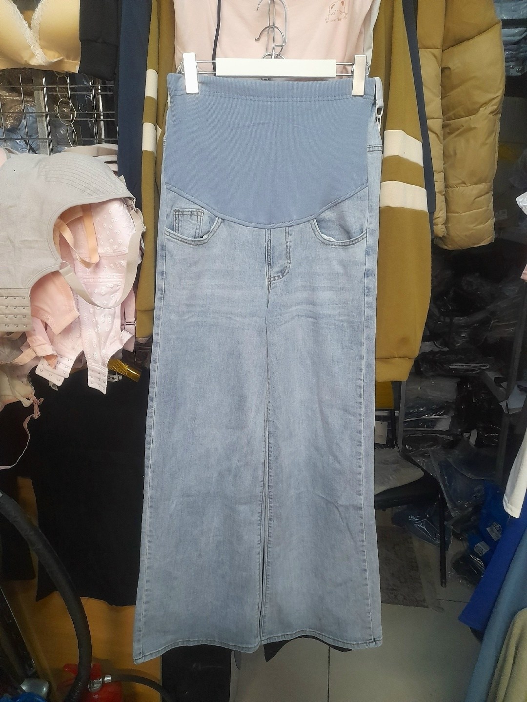 джинсы голубые прямые 2408-1 для беременных,джинсы для беременных,джинсы euromama для беременных,прямые джинсы для беременных,широкие джинсы для беременных