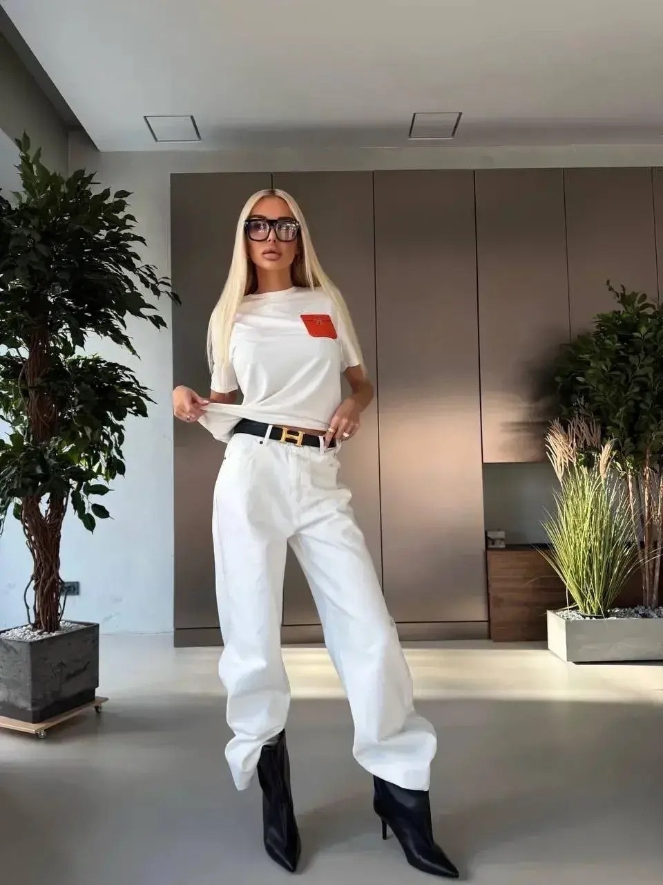 белые джинсы,белые брюки,брюки светлые,белые брюки женские