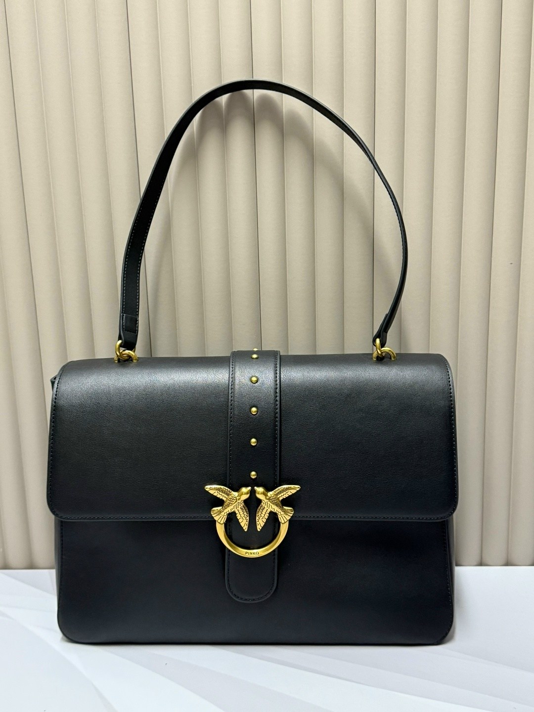 сумка pinko,женская сумка pinko,pinko сумка на плечо,сумка pinko оригинал,сумка женская pinko love bag с чипом