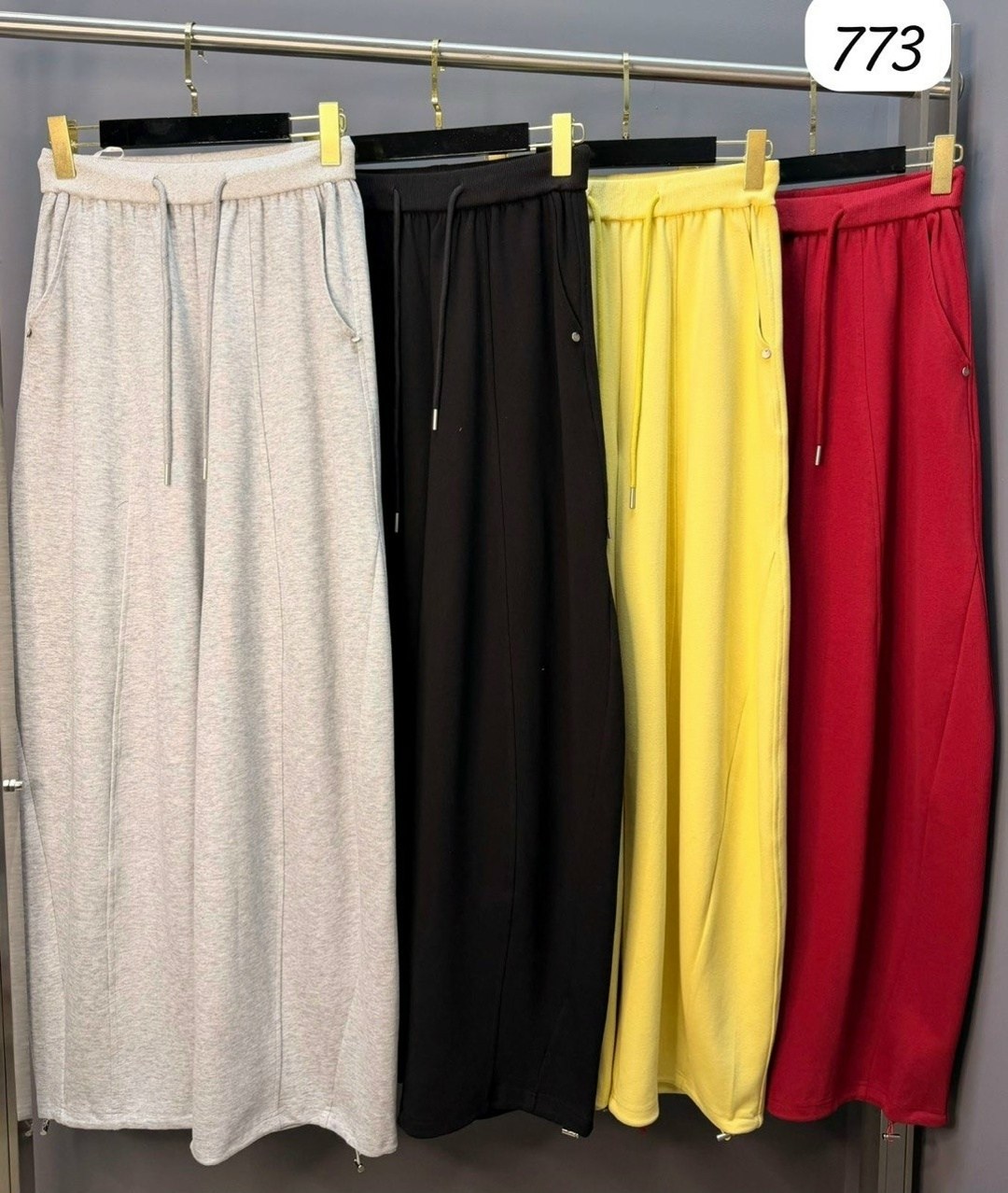 одежда брюки,штаны брюки,широкие брюки,спортивные брюки,брюки стильные