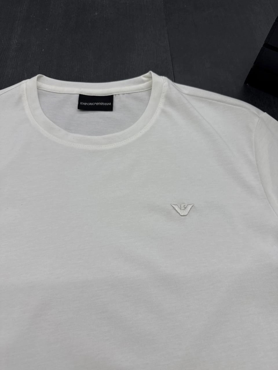 мужская футболка,мужская черная футболка,мужские футболки emporio armani,футболки для мужчин,футболка