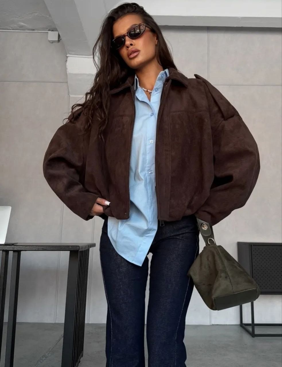 куртка замшевая,женская замшевая куртка,коричневая куртка,куртка из замши,бомбер женская куртка