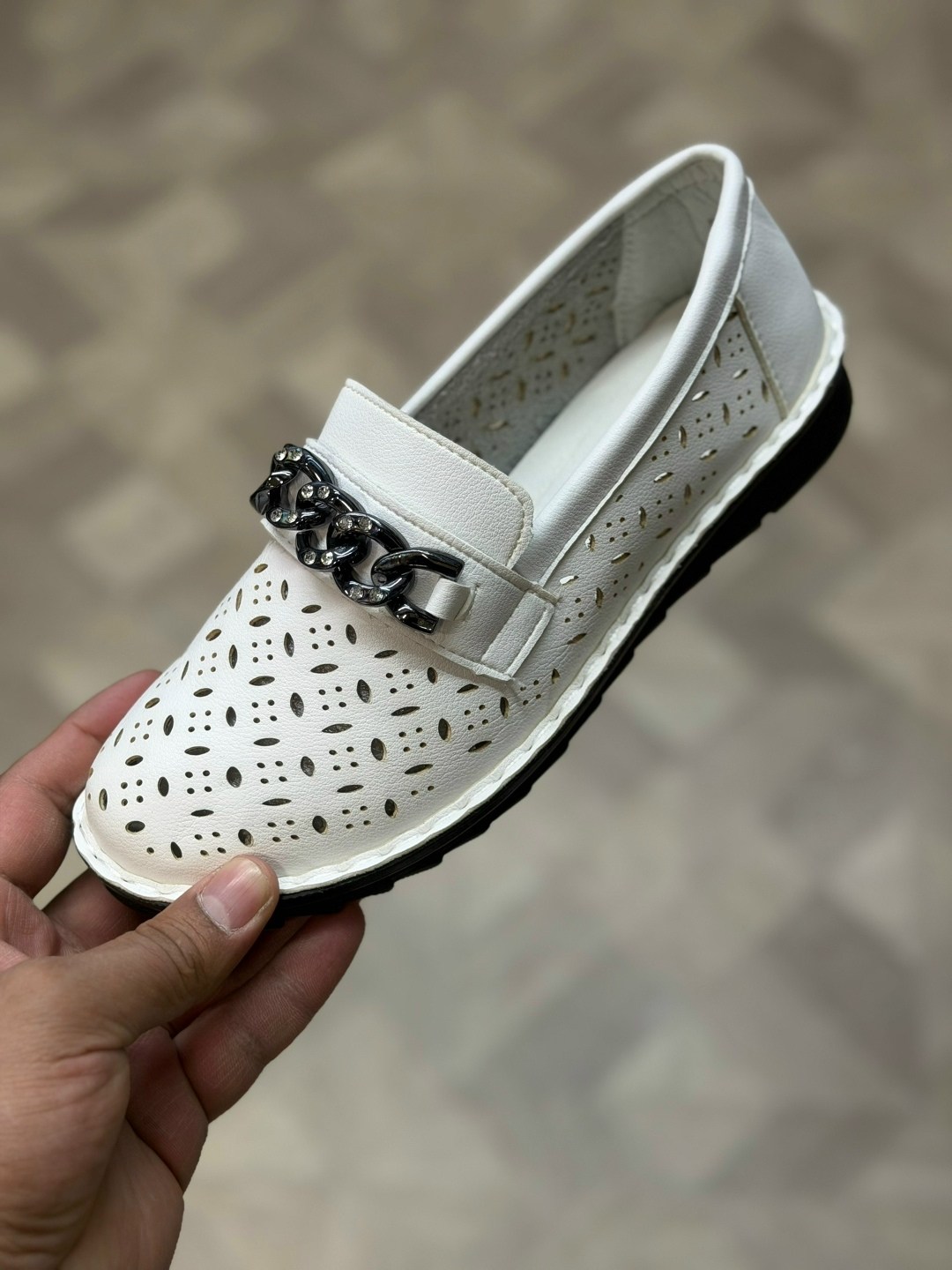 ,женские мокасины,мокасины женские с перфорацией,детские мокасины,мокасины с перфорацией