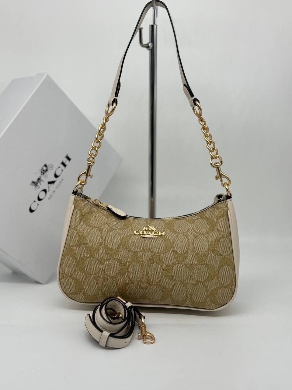 сумка coach,брендовая сумка через плечо coach,женская сумка coach,сумка coach через плечо кросс боди,брендовая сумка coach