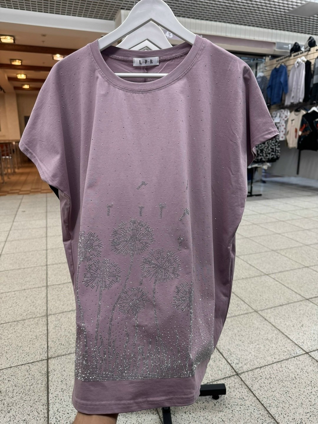 футболки женская,женские футболки больших размеров,футболка со стразами,футболка с принтом,футболка