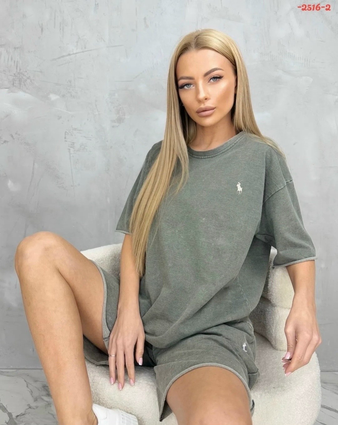 костюмы женские,,спортивные женские костюмы,футболки женская,костюм