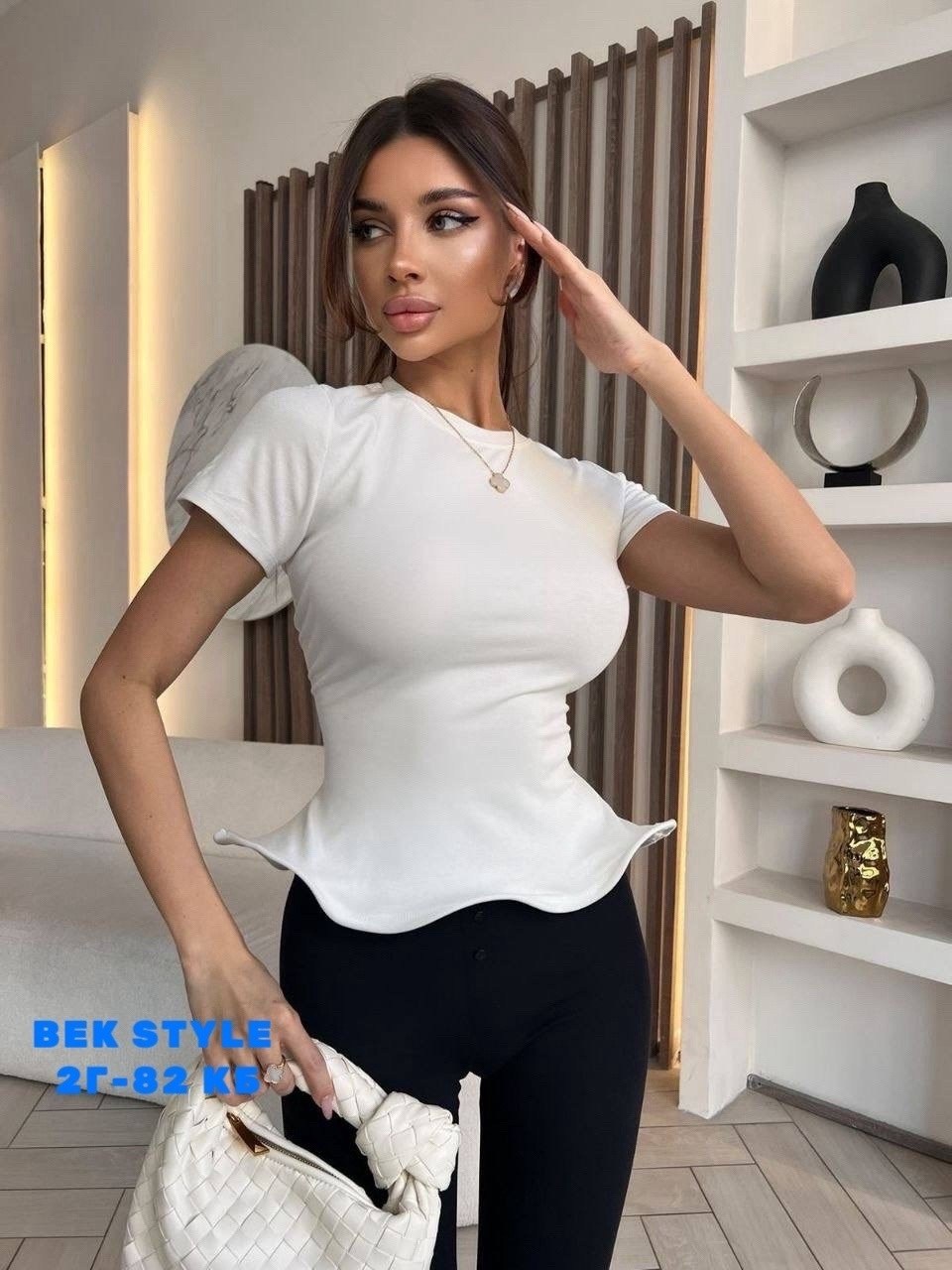 блузка женская,костюм с баской,,модное платье