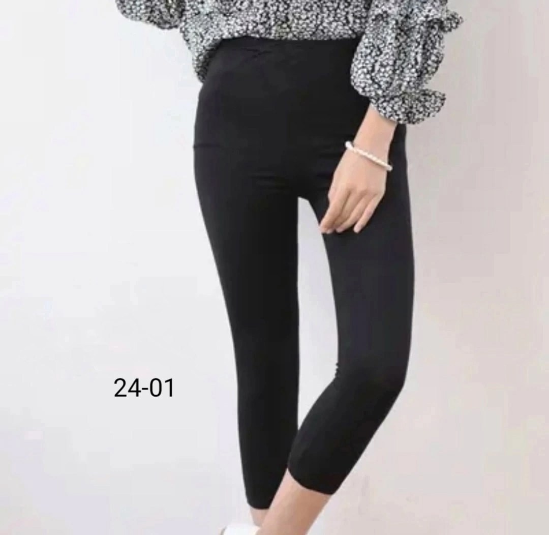 короткие легинсы,короткие леггинсы,женские леггинсы,леггинсы с высокой талией,легинсы женские