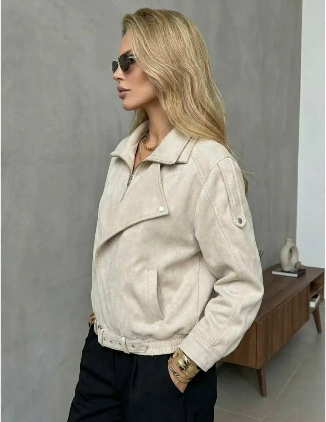 куртка женская бежевая,куртка женская,куртка кожаная женская,замшевая куртка,легкая куртка