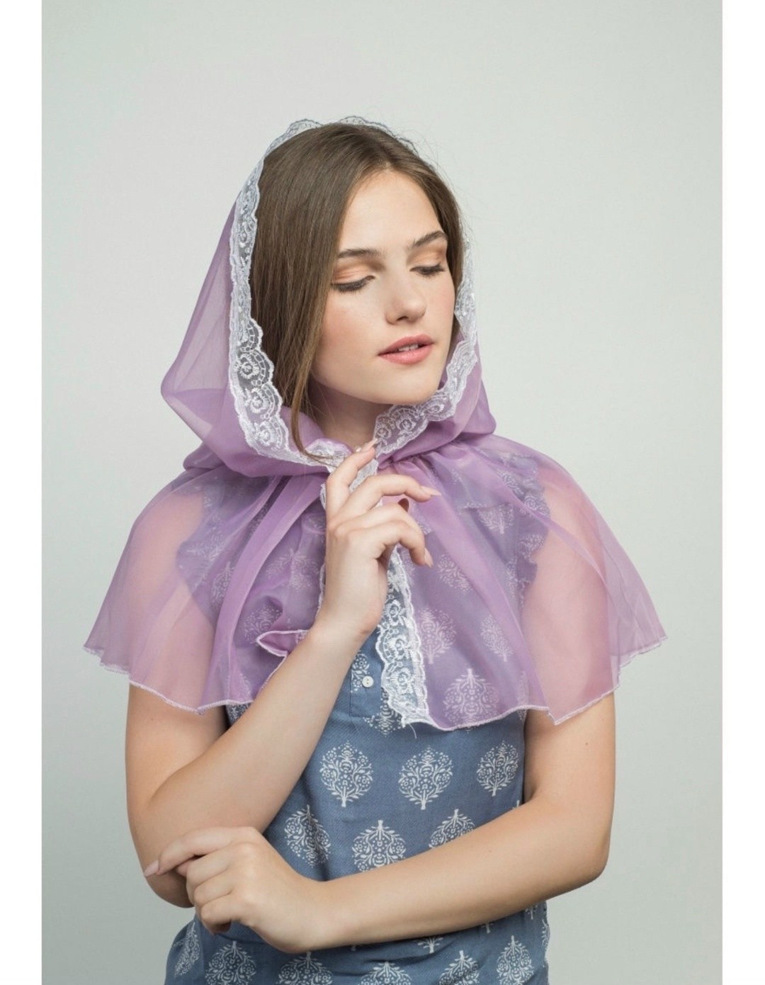 лиловый платок на голову,платок для храма женский,платок в церковь,церковный платок,платок ниспадающий