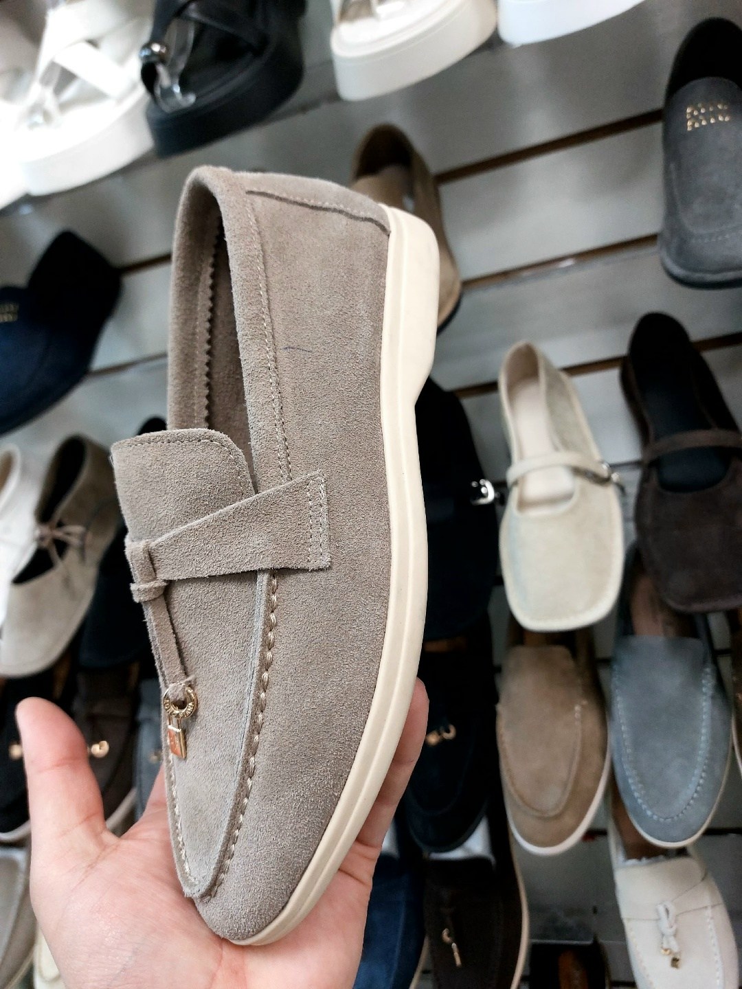 лоферы мужские замшевые,loro piana лоферы мужские,,лоферы мужские замшевые коричневые,лоферы замшевые натуральные