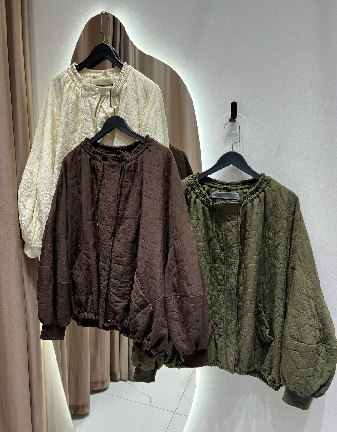 куртка бомбер,повседневная куртка,куртка,куртка бомбер женская,стеганая куртка