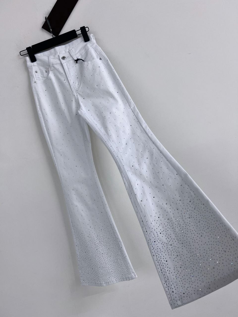 брюки со стразами,прозрачные блестящие брюки,блестящие брюки,брюки клеш,расклешенные брюки