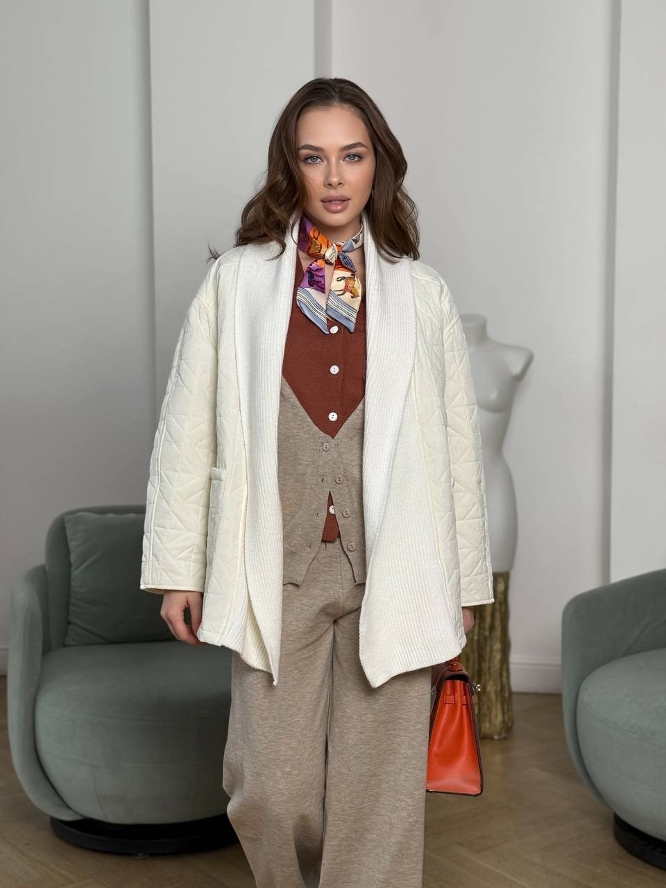 жакет,куртка стеганая,куртка женская,полупальто,женские жакеты