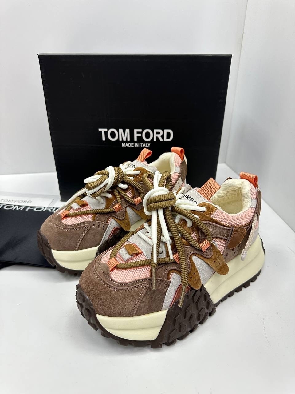 ,кроссовки женские,кроссовки натуральные,женские массивные кроссовки,кроссовки модные