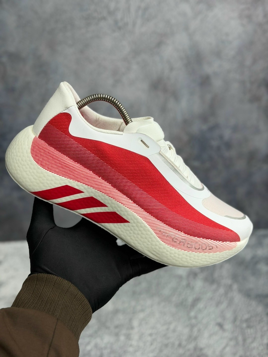 кроссовки adidas,паленые кроссовки адидас,кроссовки адидас собаков,кроссовки,мужские кроссовки adidas