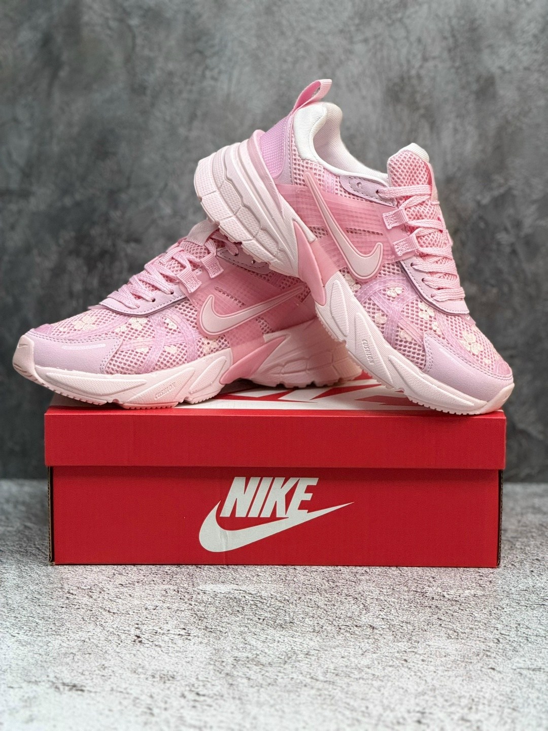 nike v2k run женские беговые кроссовки,кроссовки nike женские,кроссовки,nike dunk розовые,nike розовые кроссовки