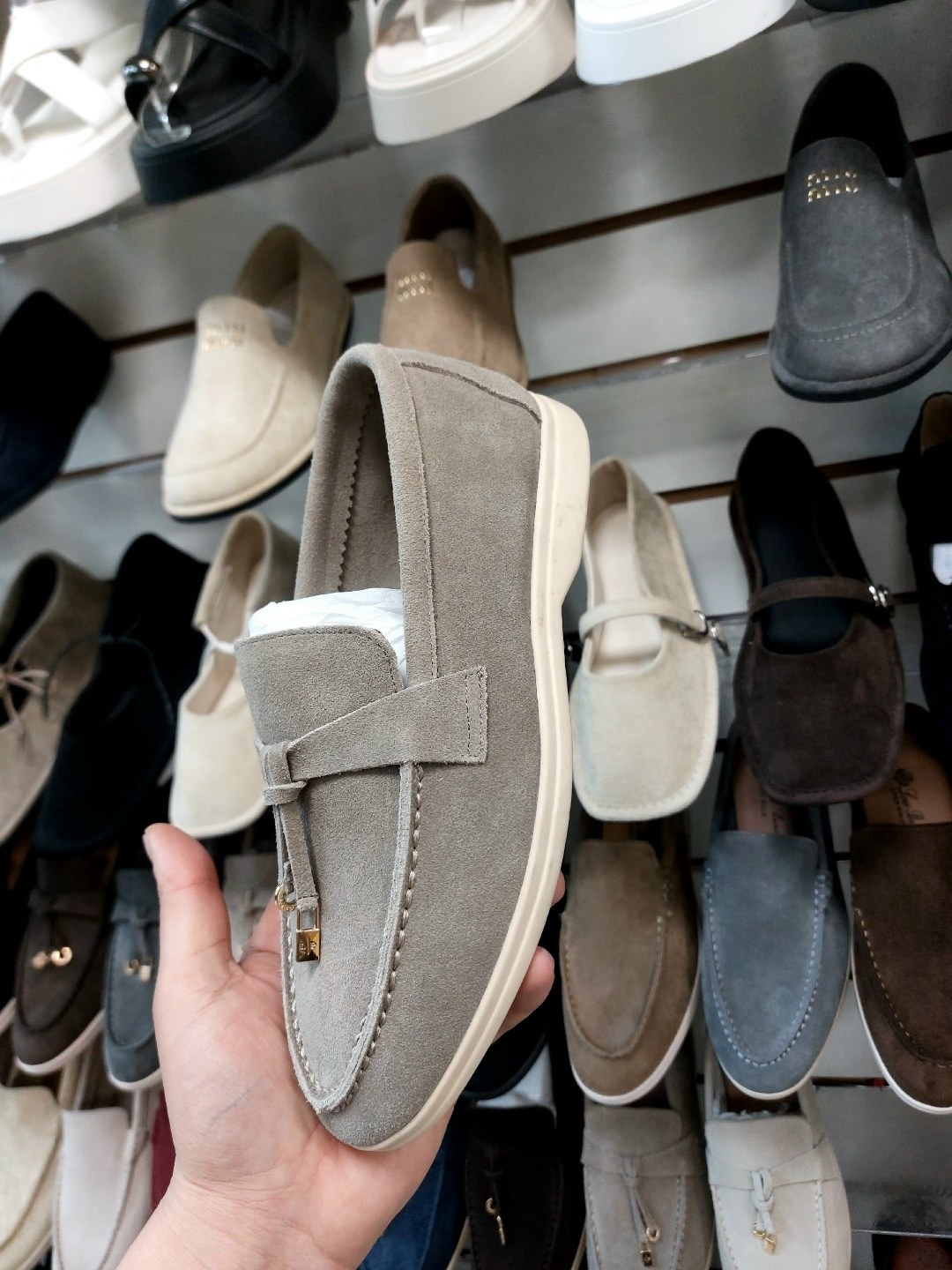 лоферы мужские замшевые,loro piana лоферы мужские,,лоферы мужские замшевые коричневые,лоферы замшевые натуральные