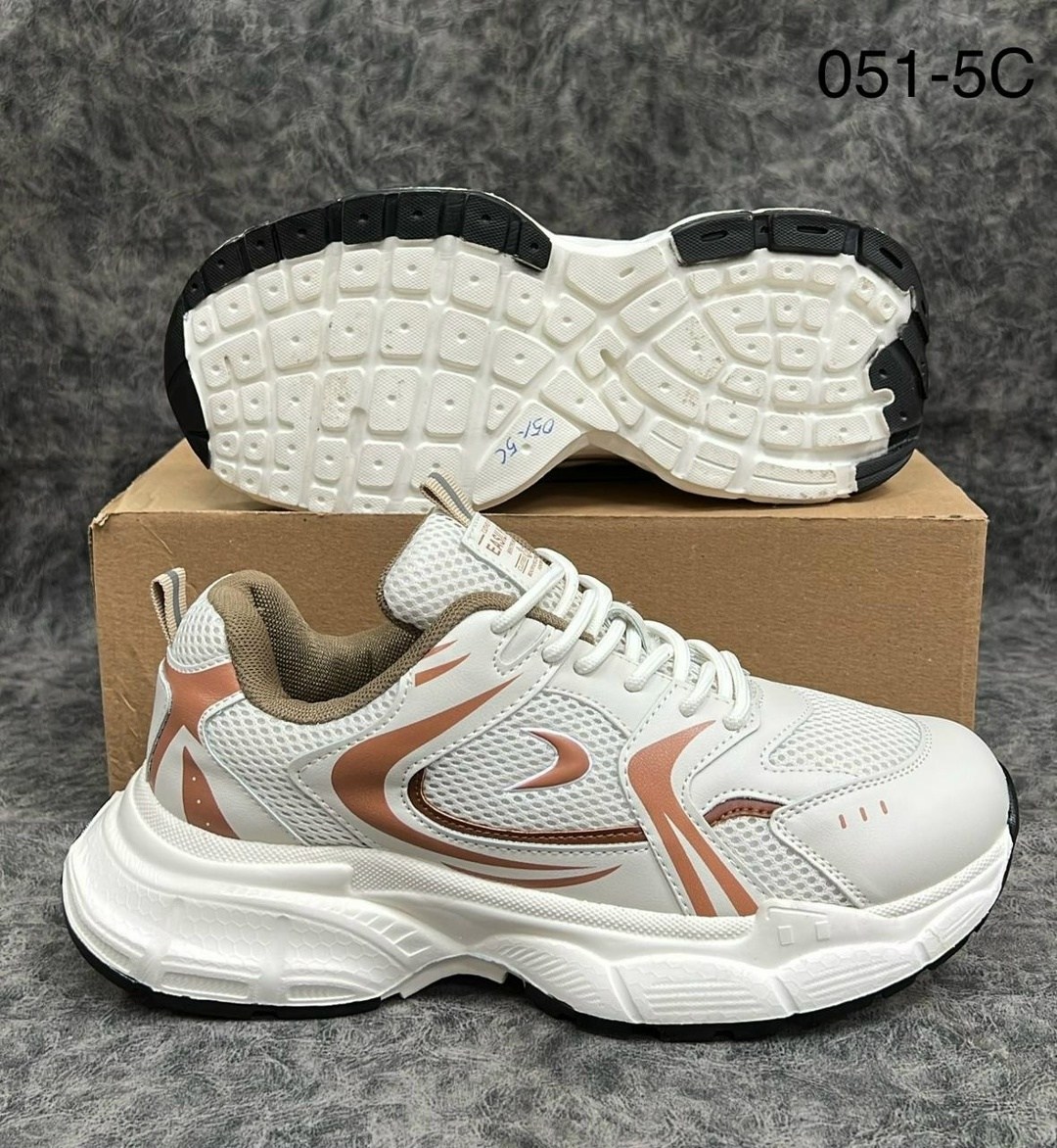 кроссовки женскиe,кроссовки модные,кроссовки для женщин,женские массивные кроссовки,повседневные кроссовки