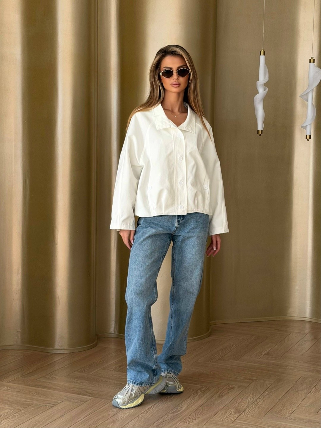 повседневная куртка,куртка бомбер,куртка свободного кроя,куртка с воротником,куртка модная