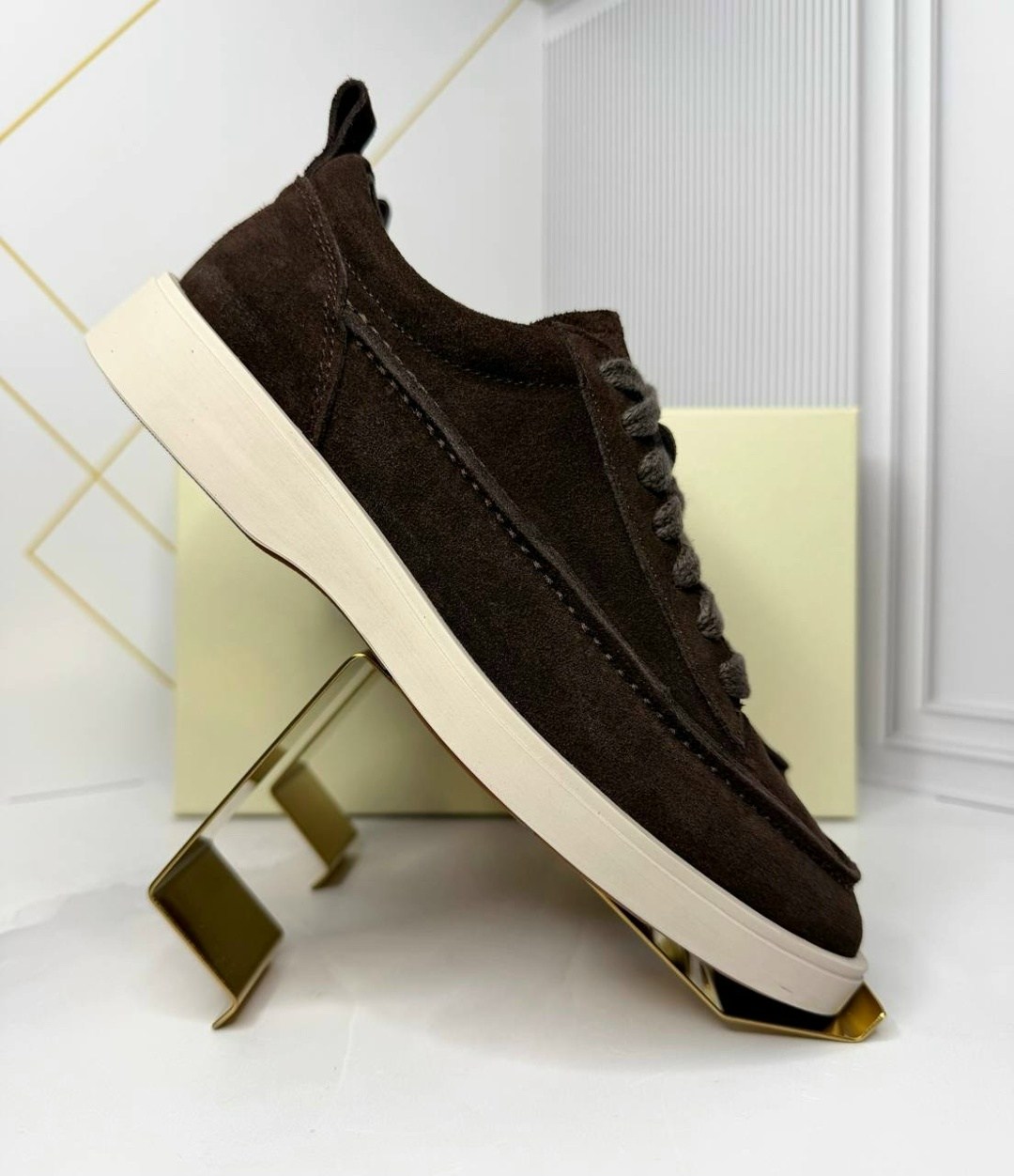 женские кроссовки из замши loro piana коричневые,мужские замшевые кроссовки brunello cucinelli коричневые,,loro piana замшевые кроссовки,кроссовки loro piana