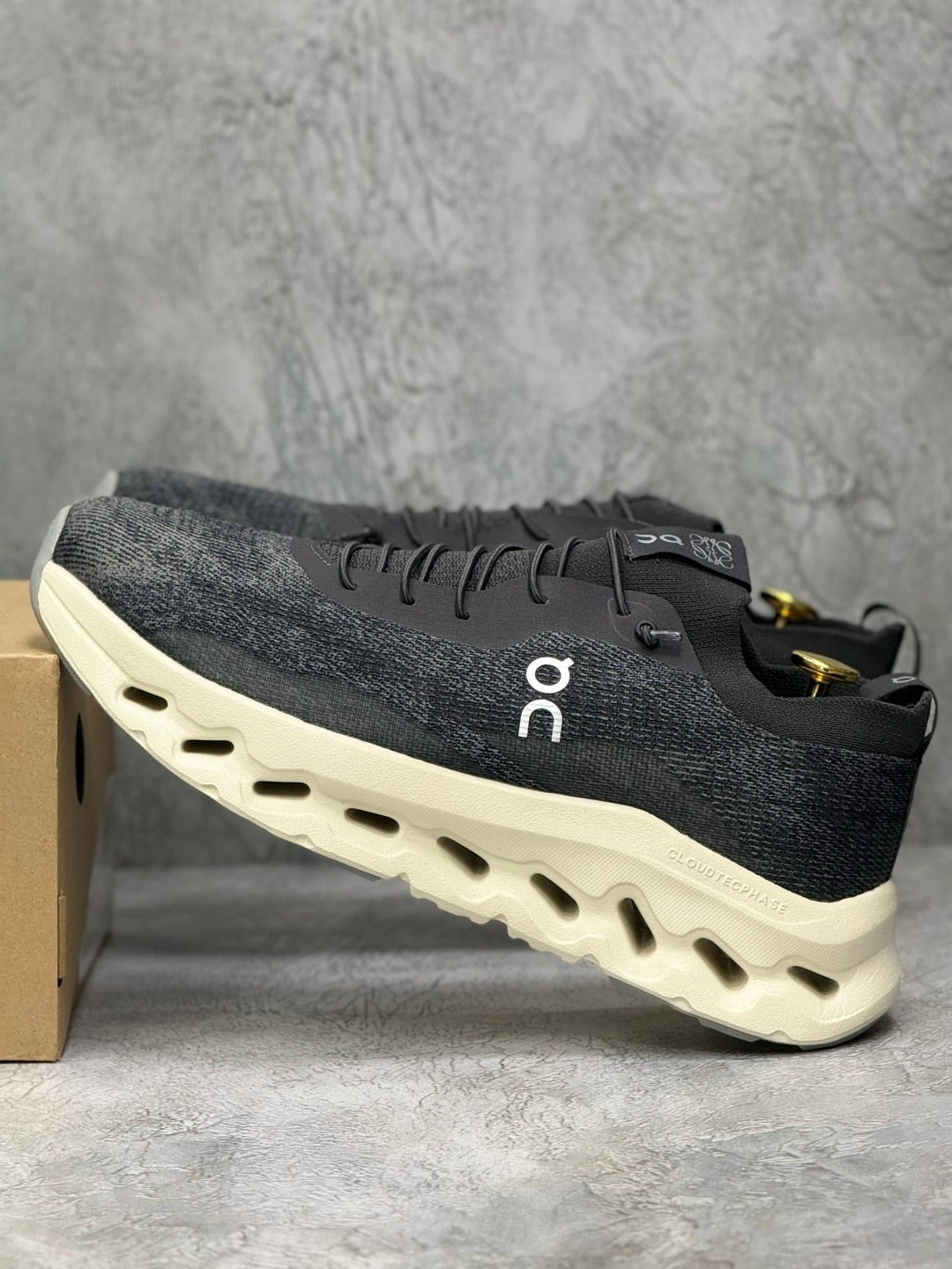 кроссовки loewe x wmns cloudtilt black черный,кроссовки,кроссовки on loewe x cloudtilt 2 черный,кроссовки для женщин,loewe кроссовки