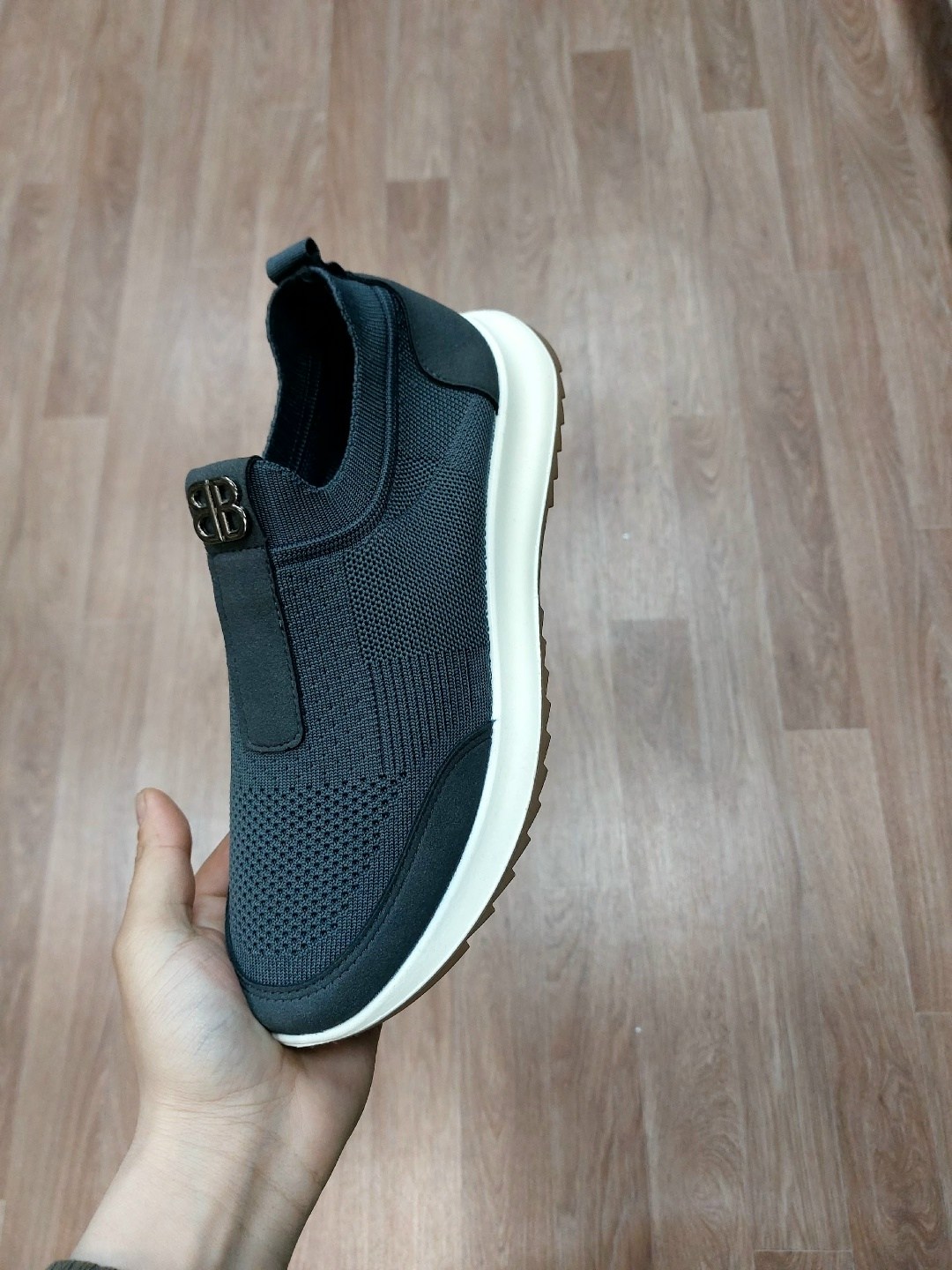 ,спортивная ,кроссовки повседневные,слипоны мужские,кроссовки женскиe