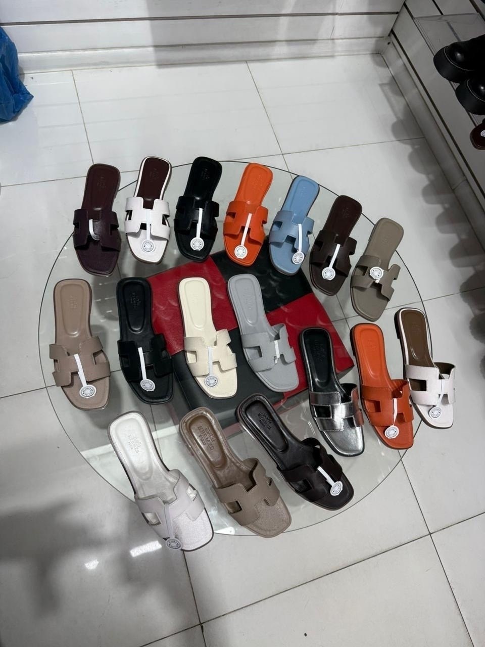 шлепанцы hermes,шлепки hermes женские,шлепки гермес женские 2026,шлепки гермес женские,шлепки hermes