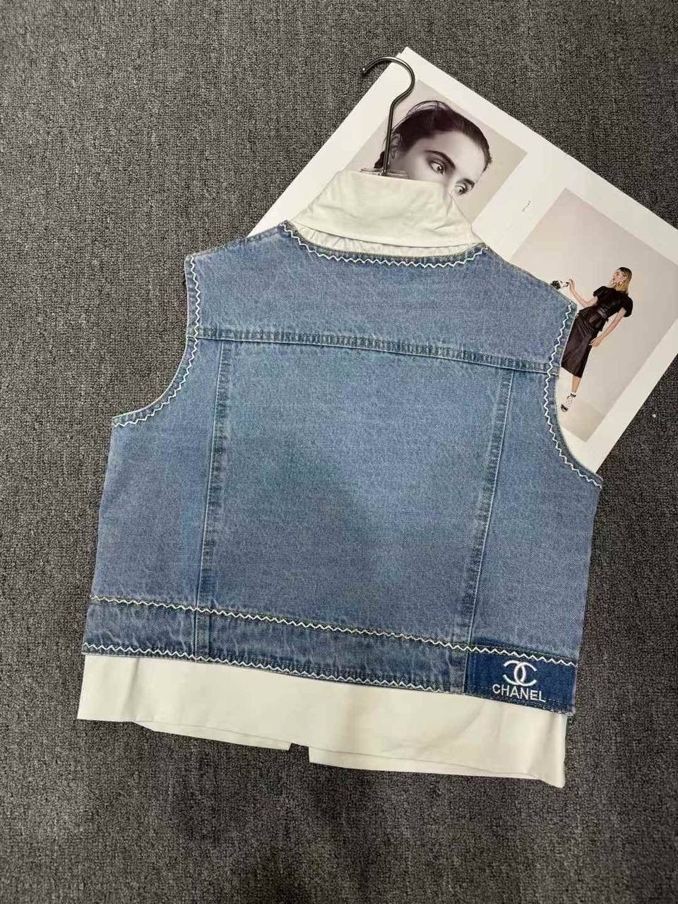 жилет женский джинсовый,джинсовая жилетка,джинсовый жилет,джинсовая жилетка женская,джинсовая жилетка приталенная