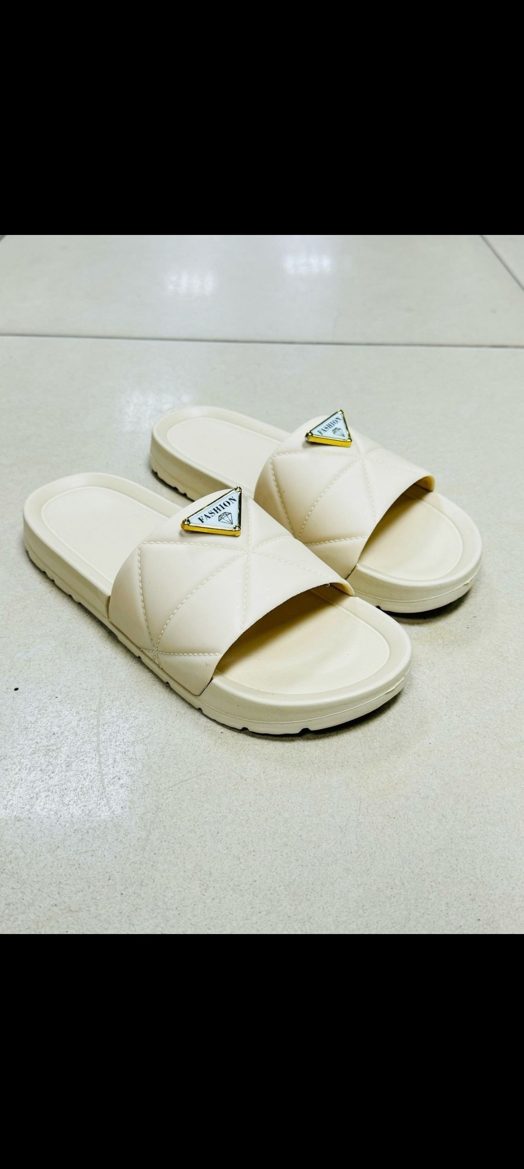 шлепанцы женские,модные тапочки,шлепки gloria jeans женские,женские тапочки,