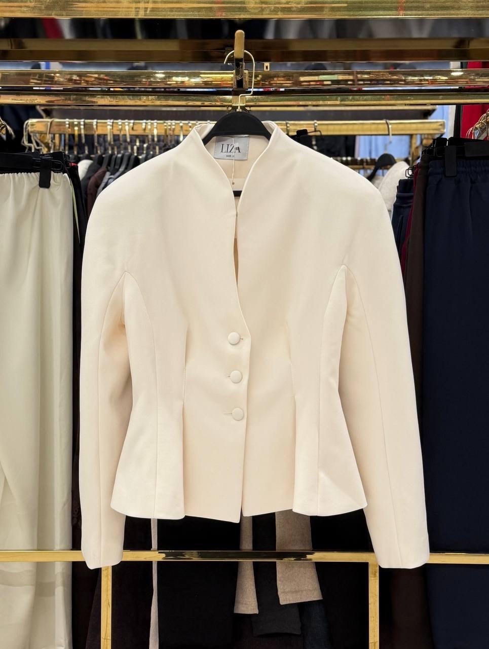 жакет,жакет с баской,женские жакеты,жакет и корсет,жакет с воротником