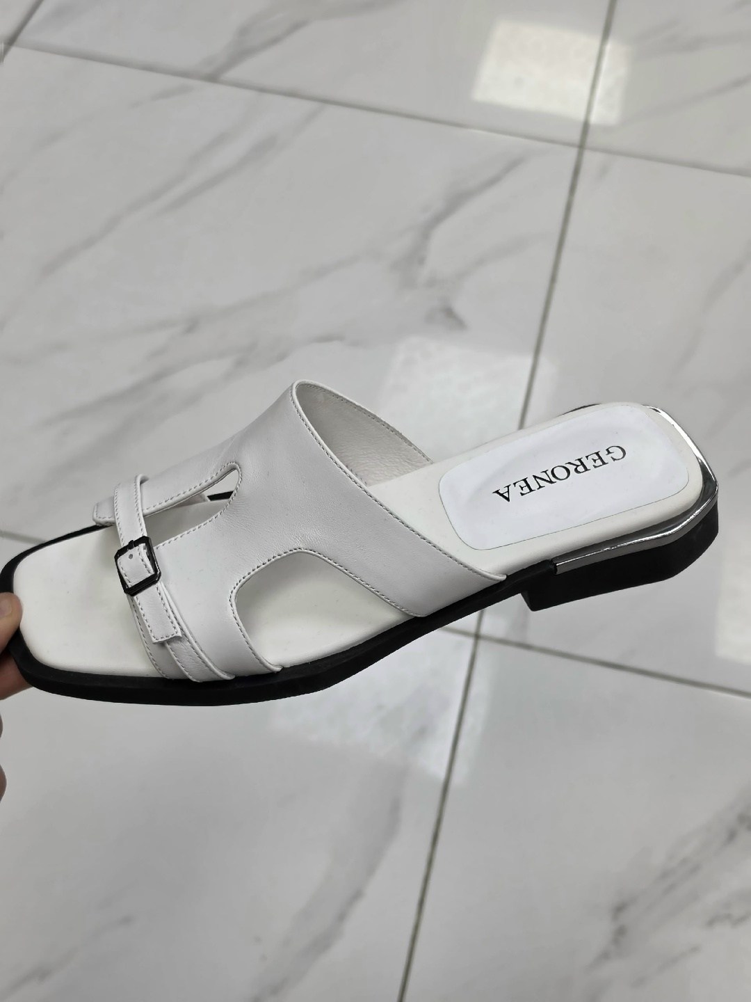 ,шлепанцы женские,шлепки белста,белые шлепанцы,обуви