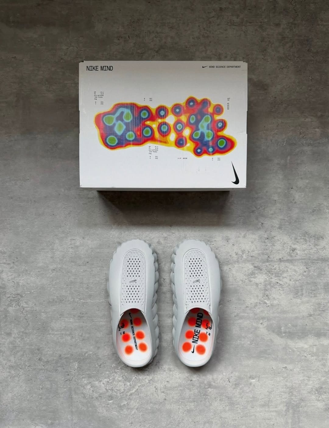 ,тапки модные,обуви,домашние тапочки,тапочки кроссовки