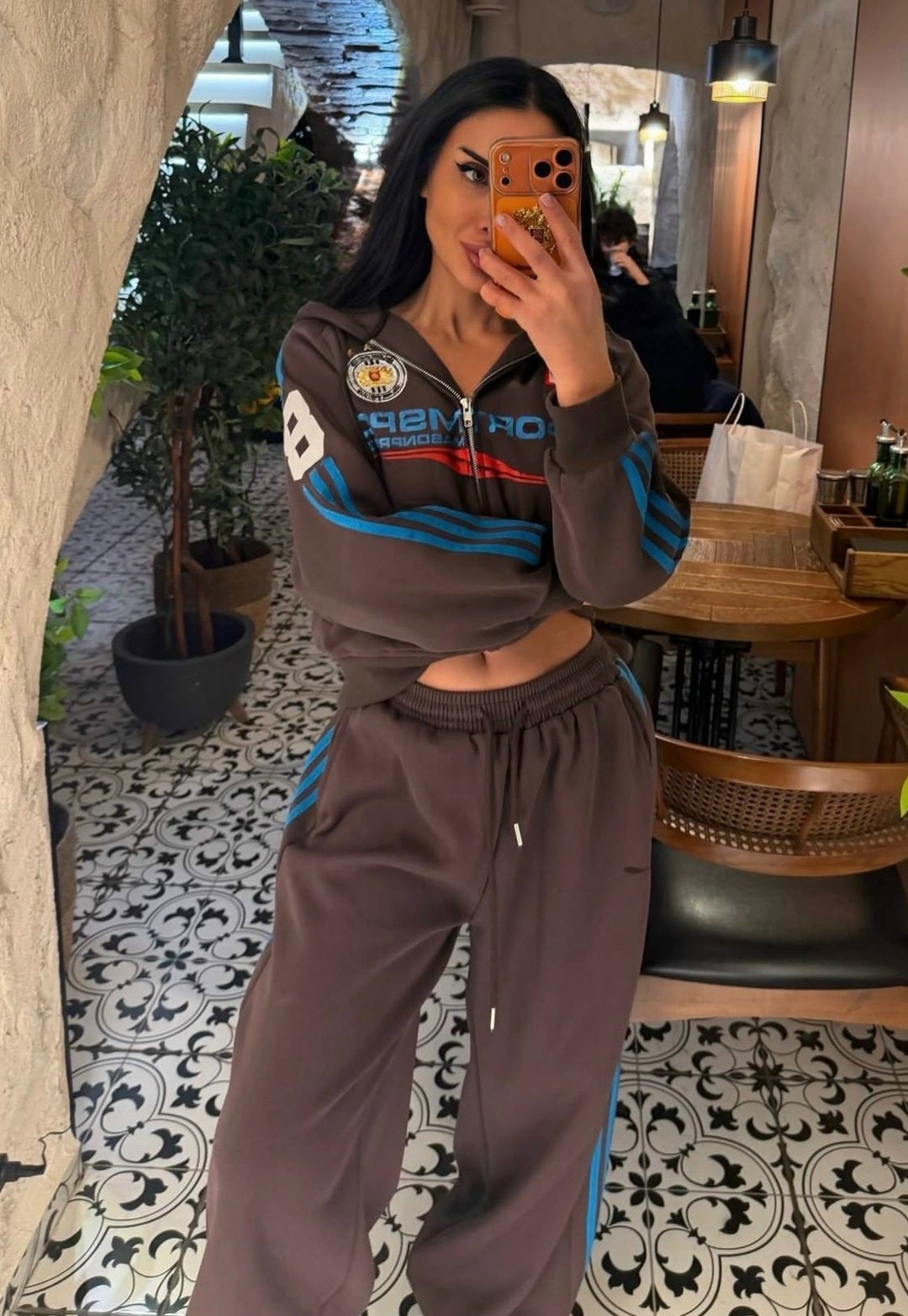 костюм спортивный женский,спортивный костюм,костюм женский,спортивный костюм модный,спортивный костюм стильный