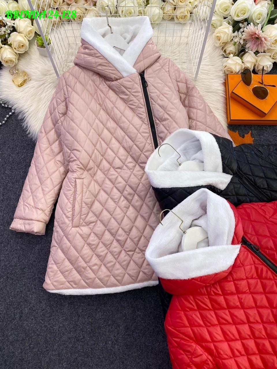 куртка теплая,стеганая куртка с капюшоном,женская куртка,куртка женская демисезонная,куртка стеганая