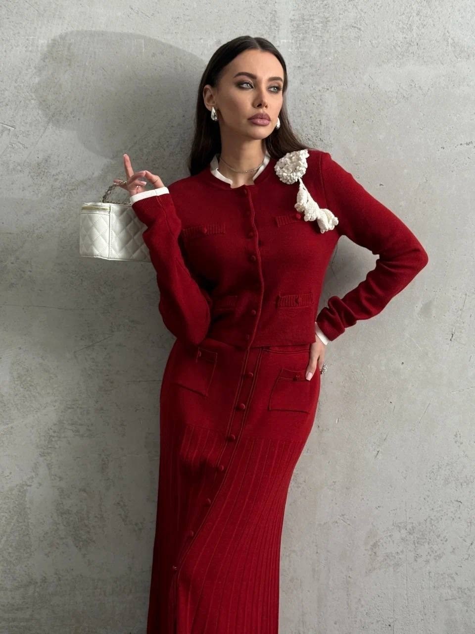 трикотажный женский костюм красного цвета,трикотажное платье,костюм женский,платье женской,платье трикотажное макси