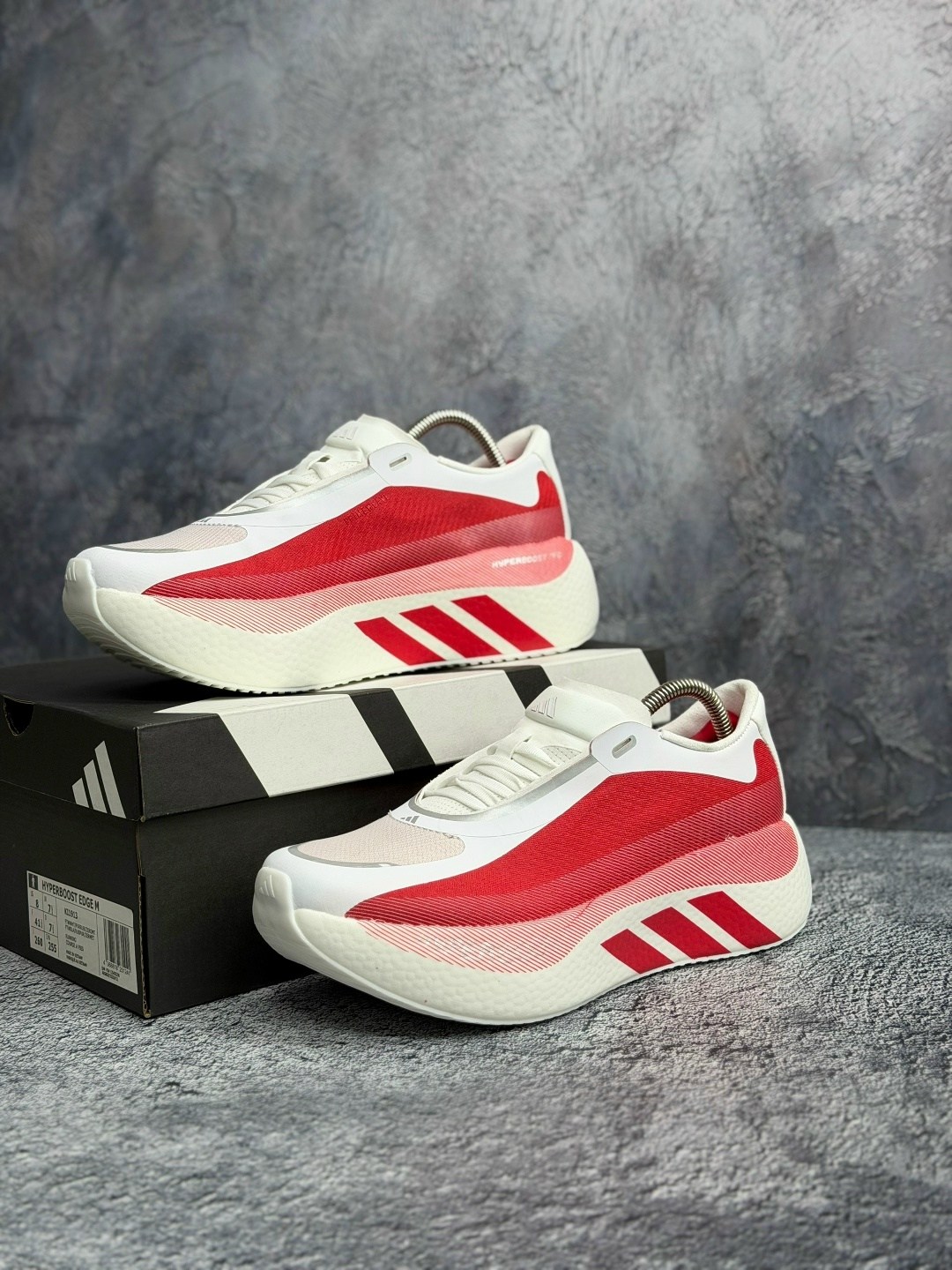 кроссовки adidas,паленые кроссовки адидас,кроссовки адидас собаков,кроссовки,мужские кроссовки adidas