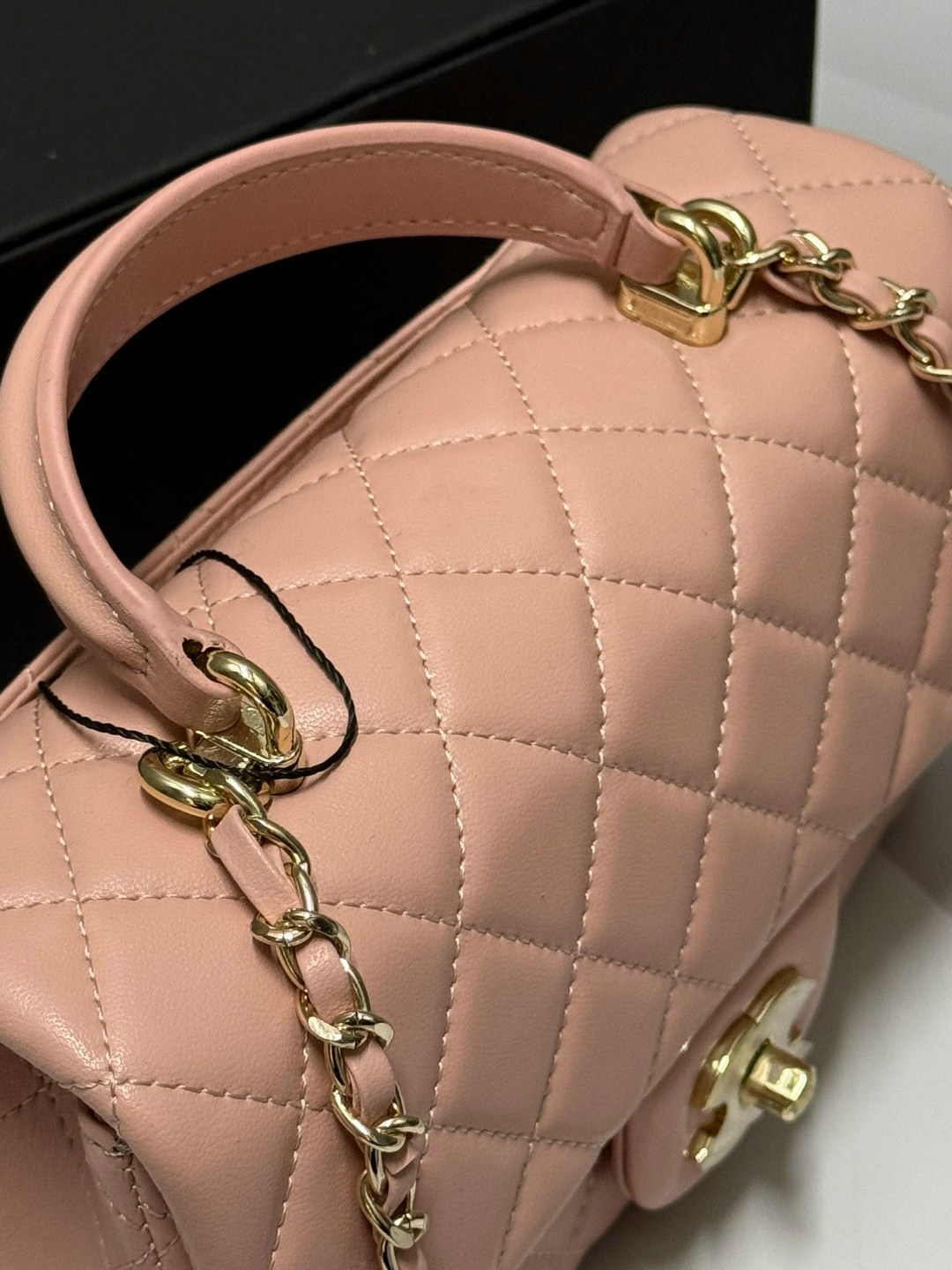 сумка шанель,chanel classic flap bag,сумочка в стиле chanel,сумка chanel,женские сумки chanel