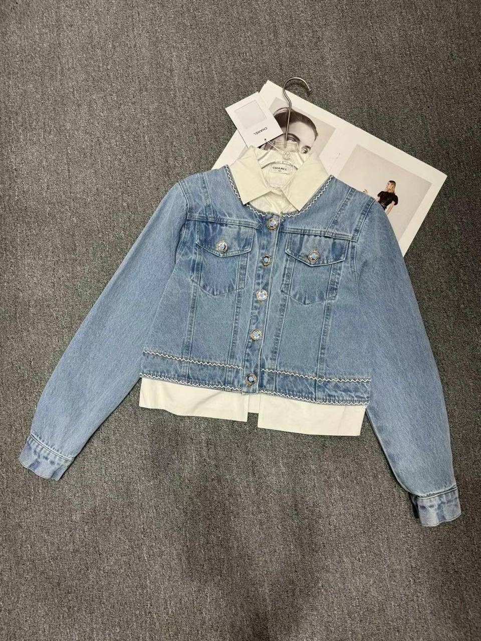 джинсовая куртка,куртка джинсовая женская,модные джинсовые куртки,джинсовая куртка с интересными вставками,повседневная куртка