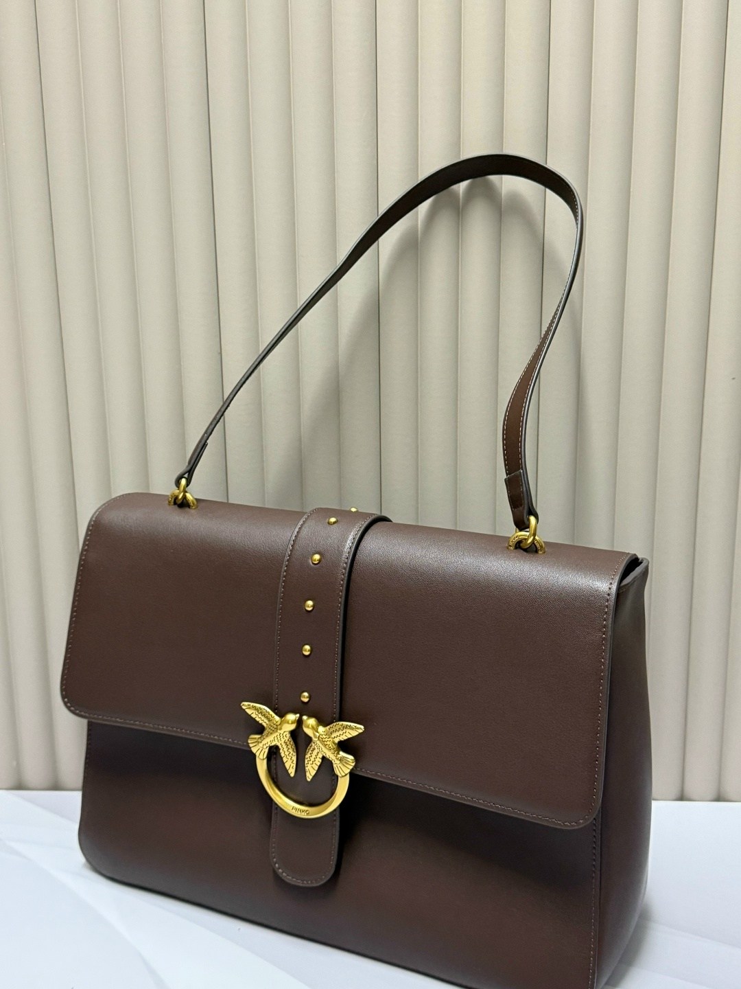 сумка pinko,женская сумка pinko,pinko сумка на плечо,сумка pinko оригинал,сумка женская pinko love bag с чипом