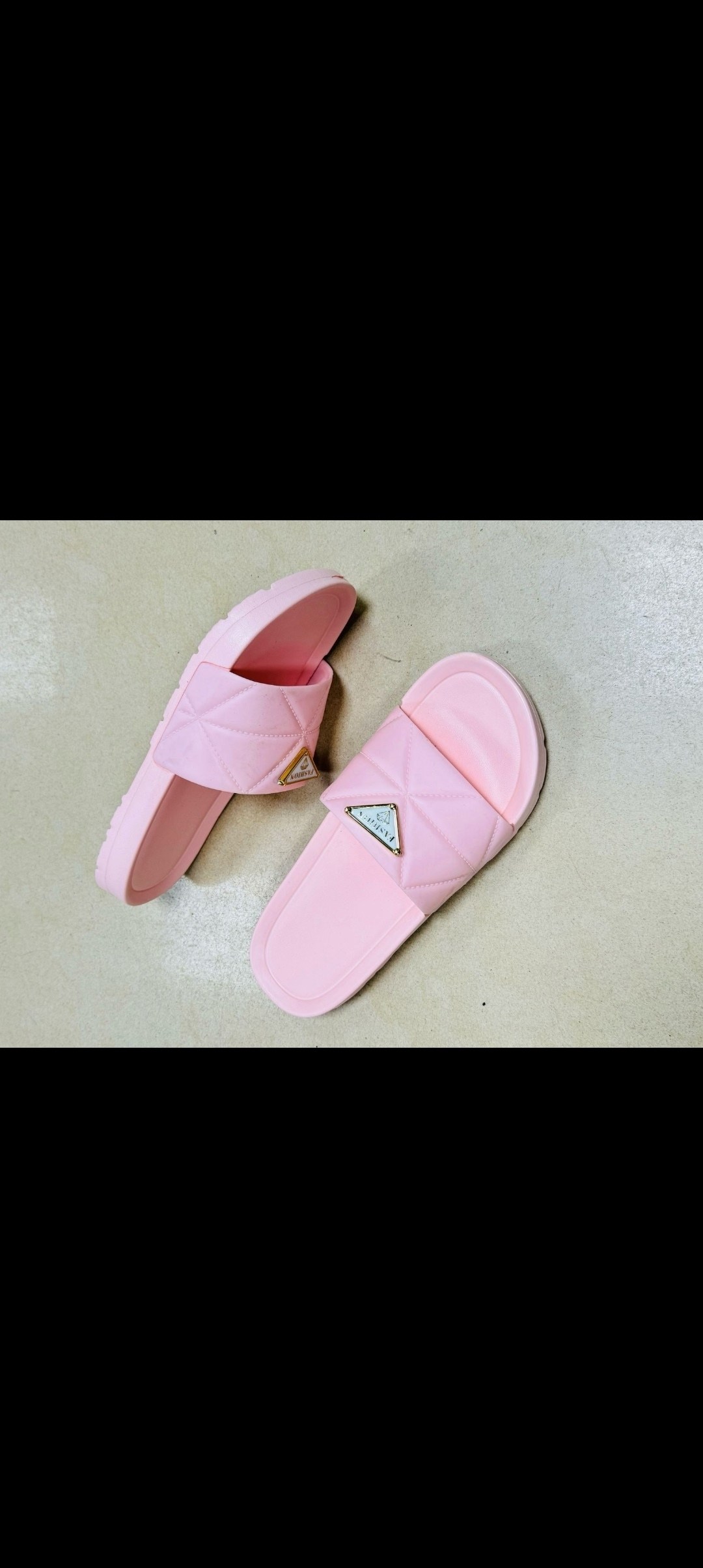 шлепанцы женские,модные тапочки,шлепки gloria jeans женские,женские тапочки,