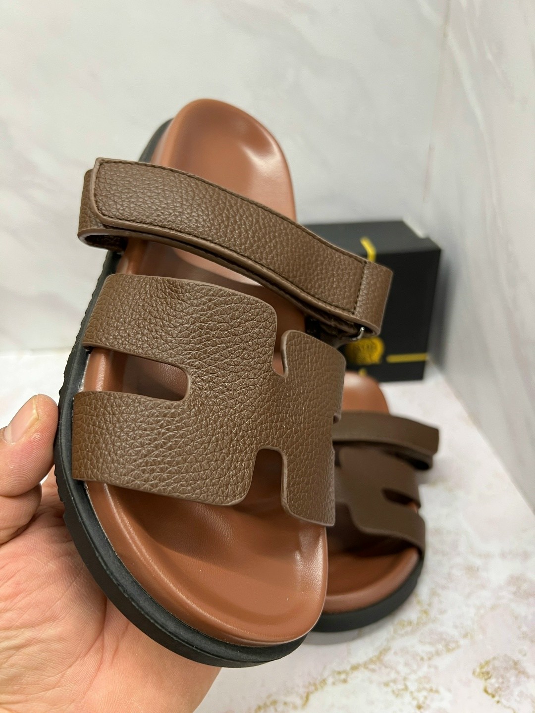 шлепанцы hermes,шлепки hermes,шлепанцы хермес,шлепки женские hermes,тапки хермес женские