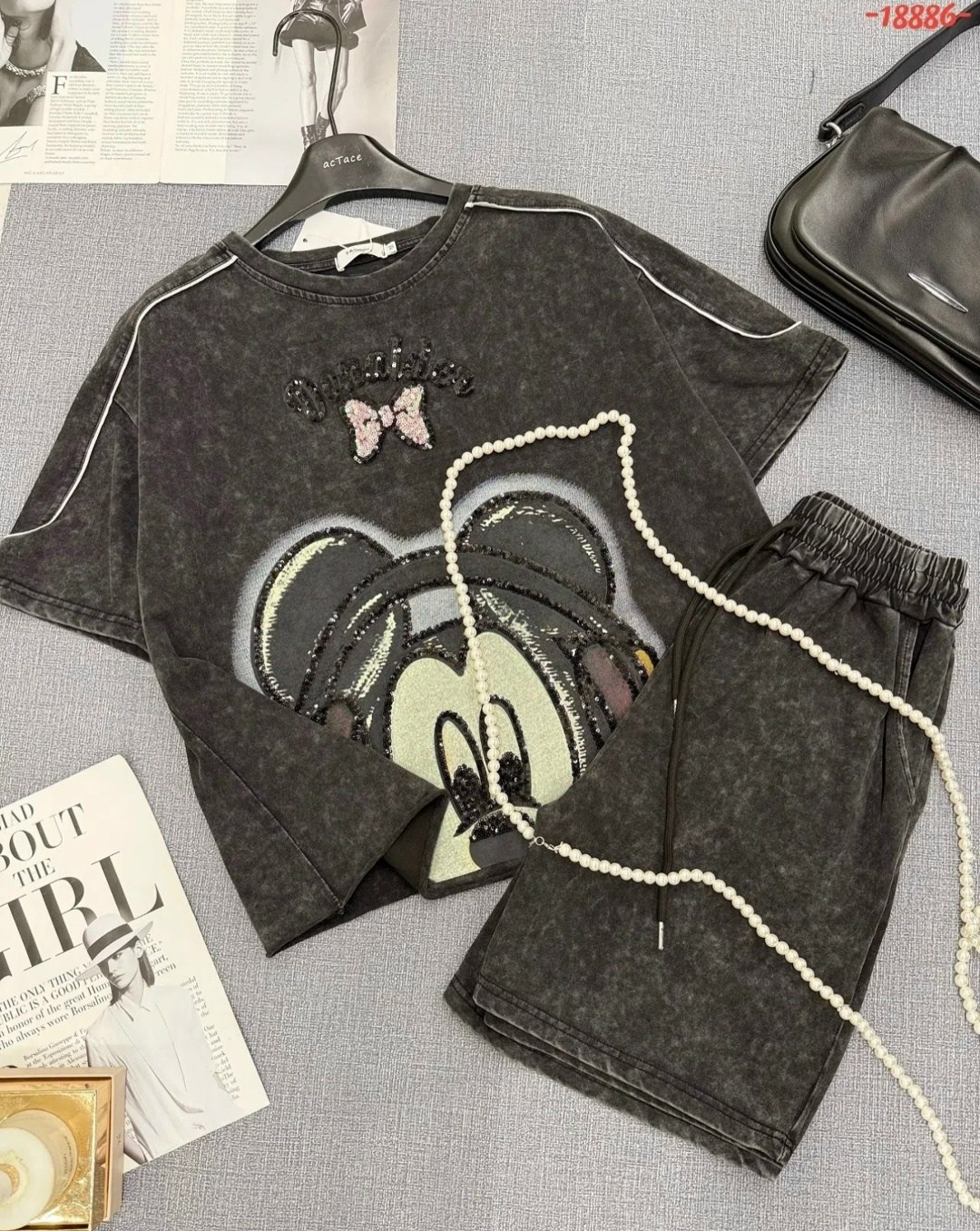 костюм стильный,костюм женский футболка и шорты,костюм женский футболка,костюм шортами,спортивные костюм