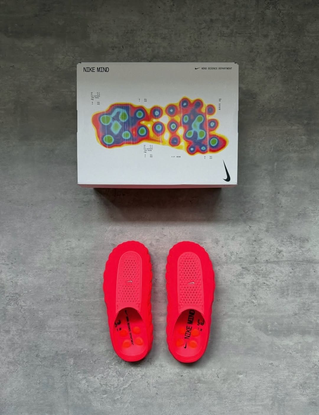 ,тапки модные,обуви,домашние тапочки,тапочки кроссовки