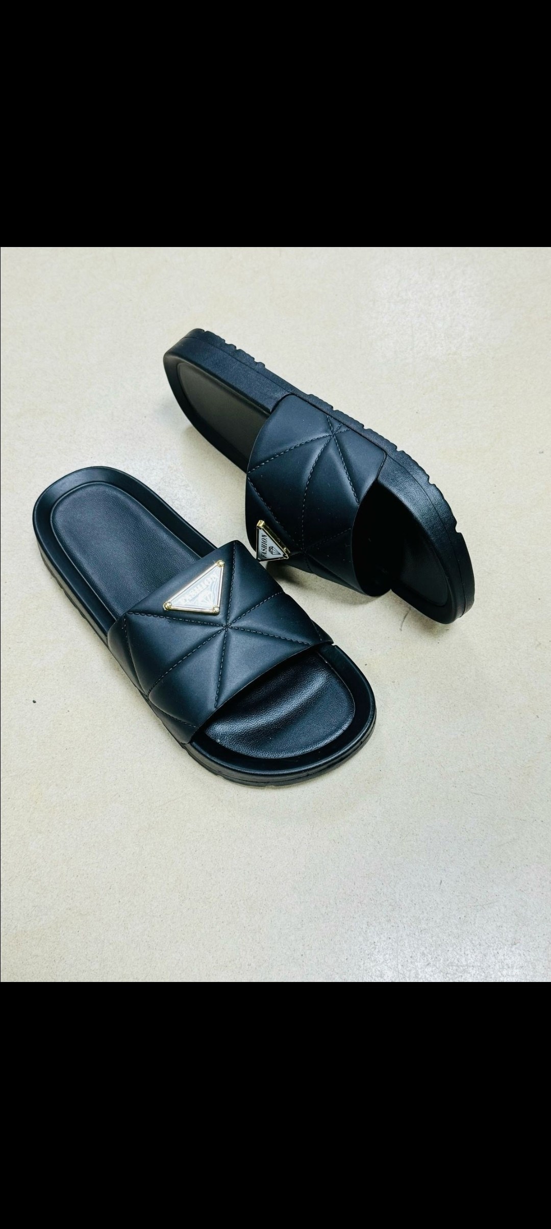 шлепанцы женские,модные тапочки,шлепки gloria jeans женские,женские тапочки,