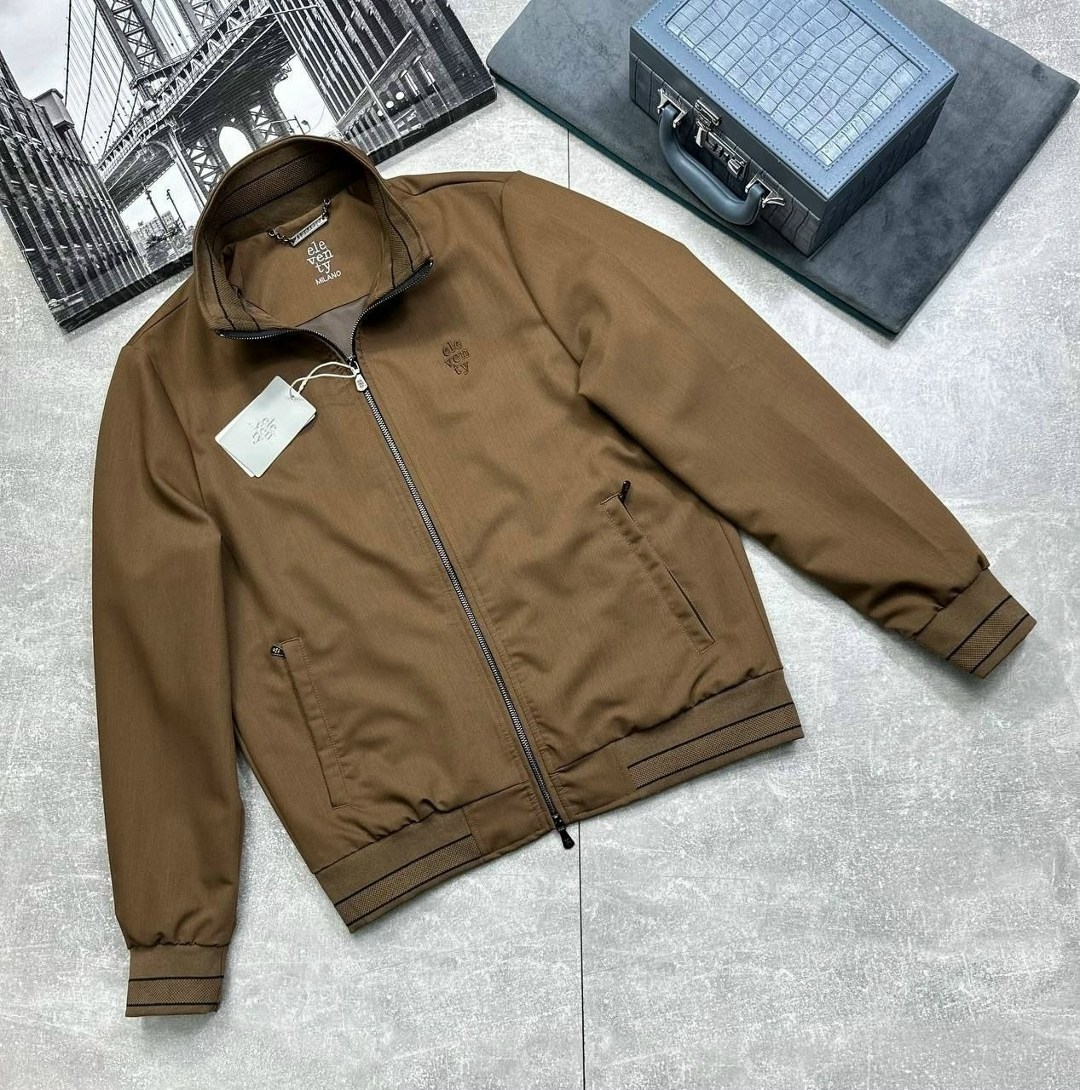 куртка стильная,брендовые куртки,куртка кожаная,легкая куртка,двухсторонняя куртка