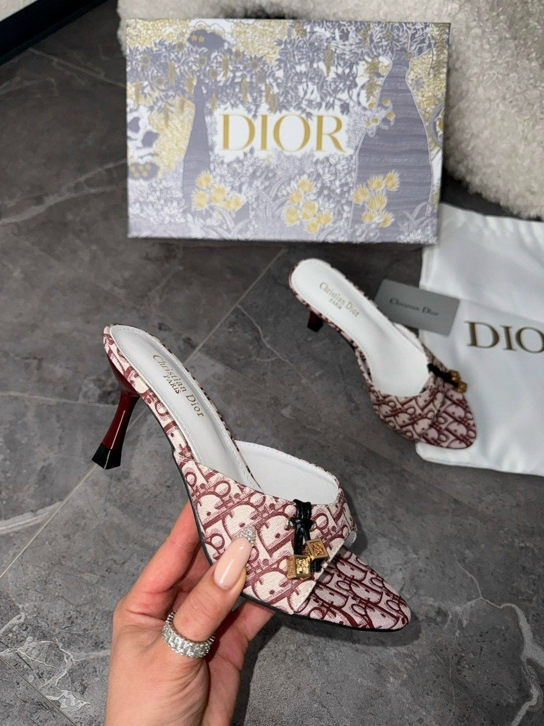 ,туфли dior,диор туфли,диор туфли женские 2026,босоножки диор