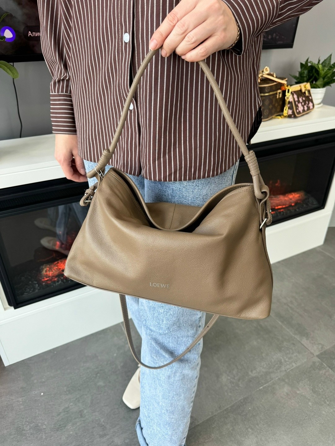 сумка,сумки женская,кожаная женская сумка,модная сумка,бежевая сумка