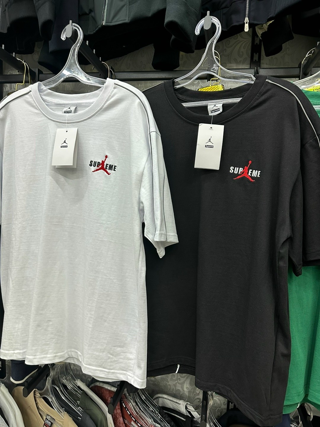 мужская футболка adidas,adidas футболка,футболка адидас зеленая мужская,спортивная футболка adidas,3-stripes футболка adidas зеленая