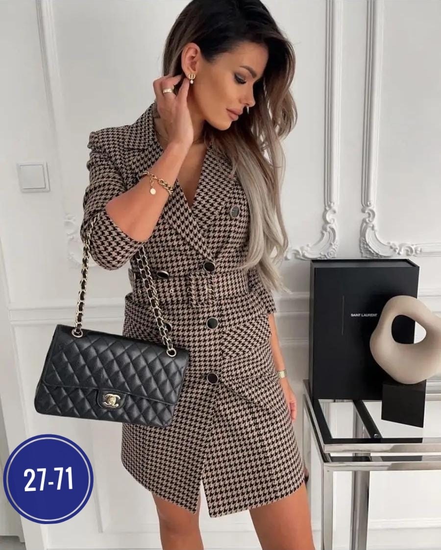 женский длинный пиджак в клетку,платье пиджак в клетку с поясом,платье-пиджак,платье пиджак в клетку,платье гусиная лапка